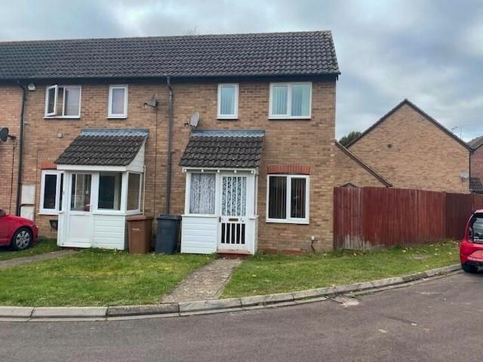 1 Bedroom Property To Rent In Dove Close, Andover SP10