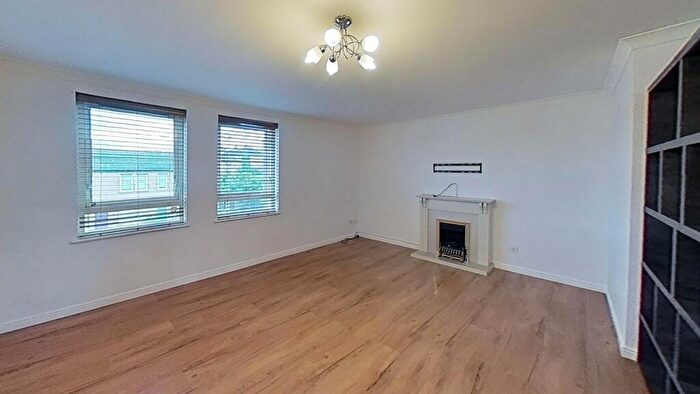 2 Bedroom Flat To Rent In West Savile Terrace, Edinburgh, Midlothian, EH9