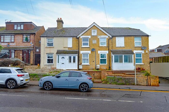 2 Bedroom Terraced House For Sale In New Road, Ditton, ME20