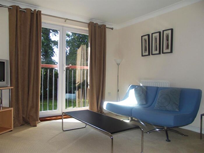 2 Bedroom Apartment To Rent In York House - Darlington, DL3