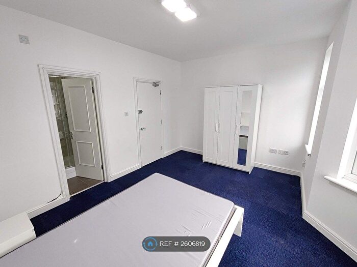 4 Bedroom Terraced House To Rent In Farnborough Avenue, London, E17