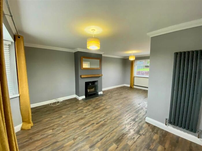3 Bedroom Semi-Detached House To Rent In Lawrence Avenue, Aberdare, CF44