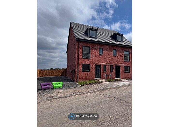 4 Bedroom Semi-Detached House To Rent In Nash Drive, Ellistown, LE67