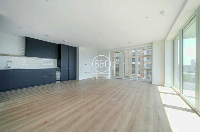 3 Bedroom Flat To Rent In Affinity House, Beresford Avenue, Grand Union, Wembley, HA0