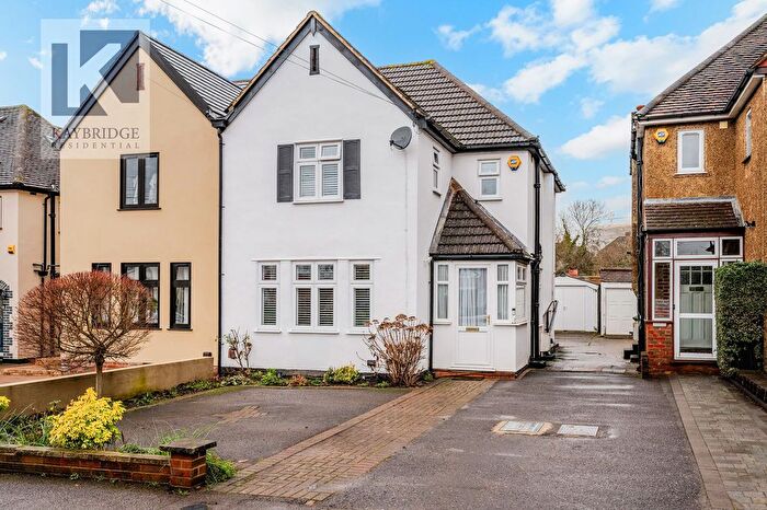4 Bedroom Semi Detached House For Sale In Rosedale Road, Epsom, KT17