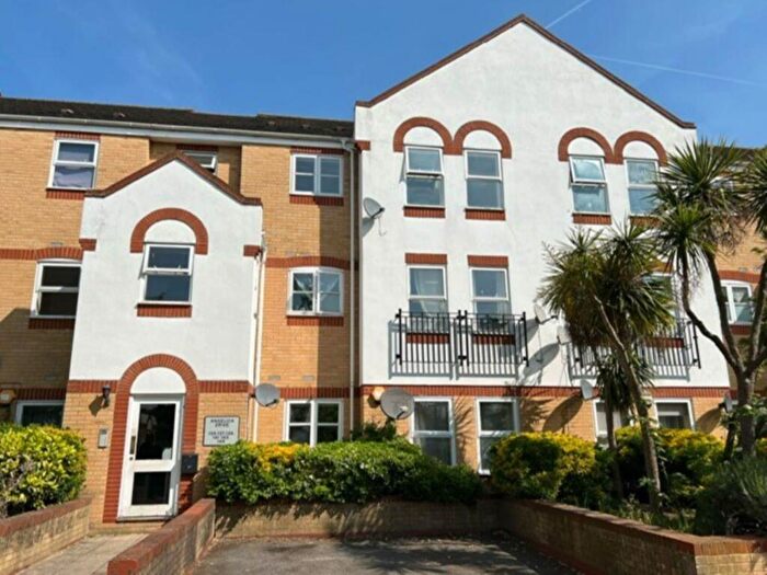 2 Bedroom Flat To Rent In Angelica Drive, Beckton London, E6