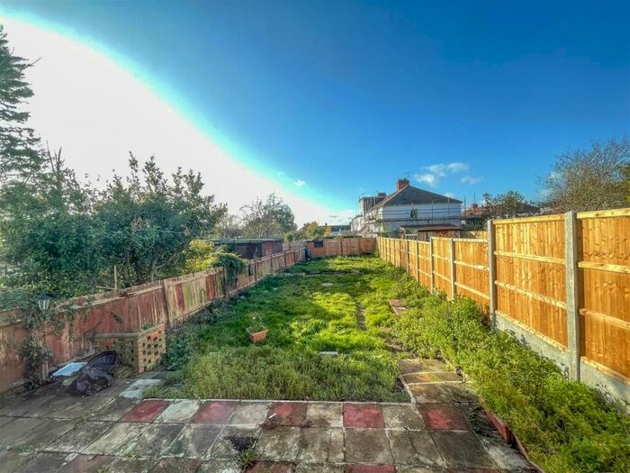 3 Bedroom Semi-Detached House To Rent In Springfield Road, Thornton Heath, CR7