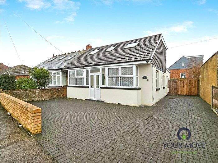 4 Bedroom Bungalow To Rent In Newington Road, Ramsgate, Kent, CT12