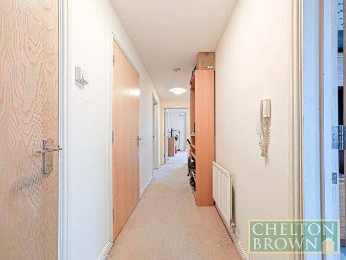 2 Bedroom Apartment For Sale In West Cotton Close, Northampton, NN4