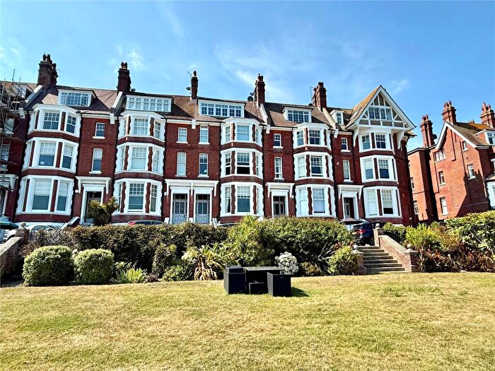 2 Bedroom Apartment For Sale In Chatsworth Gardens, Meads, Eastbourne, East Sussex, BN20
