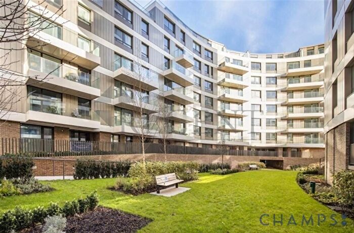 3 Bedroom Flat To Rent In North End Road, London, HA9