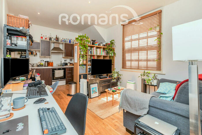 1 Bedroom Apartment To Rent In Taylors Bank, BS1