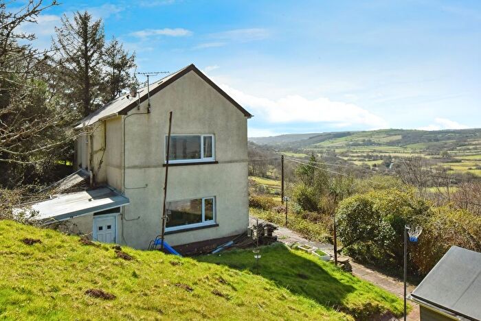 5 Bedroom Detached House For Sale In Heol Y Garn, Garnswllt, Ammanford, Swansea, SA18