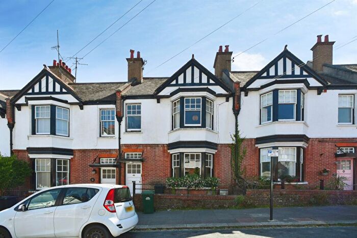 3 Bedroom Maisonette For Sale In Lauriston Road, Brighton, BN1