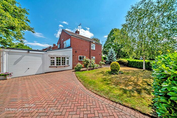 3 Bedroom Detached House For Sale In Wolseley Road, Rugeley, WS15