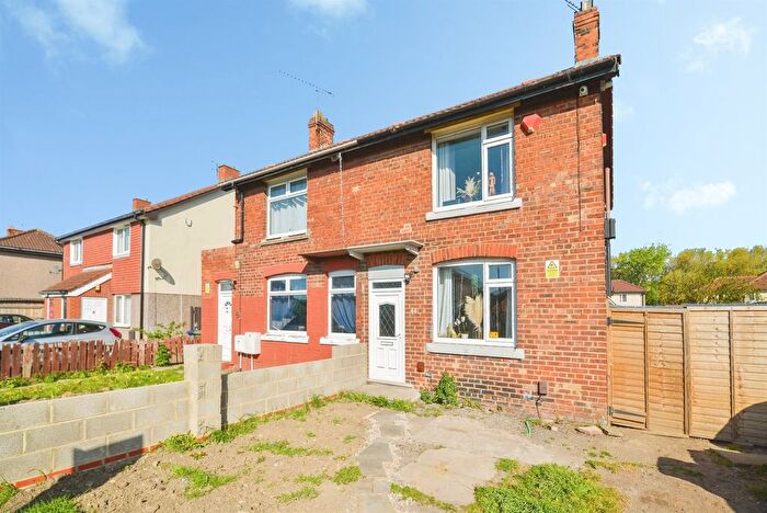 2 Bedroom Semi-Detached House For Sale In Eastcroft Road, Middlesbrough, TS6