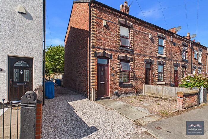 2 Bedroom Terraced House For Sale In Sefton Road, Orrell, Wigan, WN5