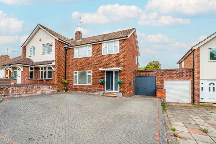 3 Bedroom Semi-Detached House For Sale In Robert Avenue, St. Albans, Hertfordshire, AL1