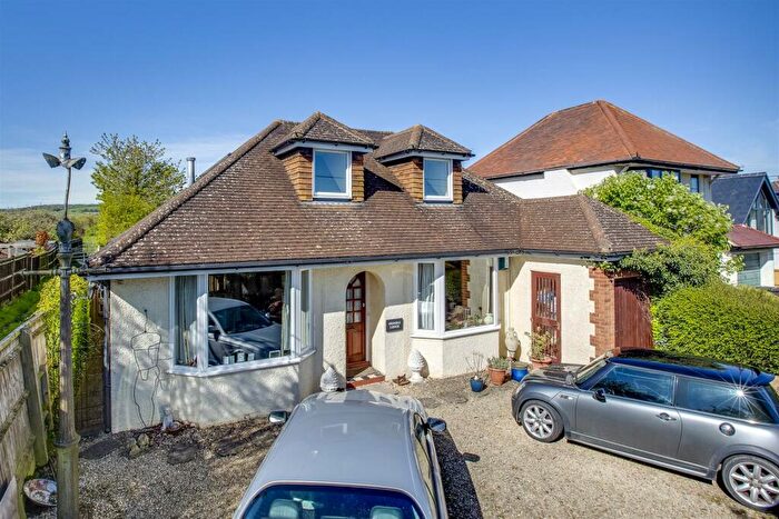 4 Bedroom Detached Bungalow For Sale In Shootacre Lane, Princes Risborough, HP27