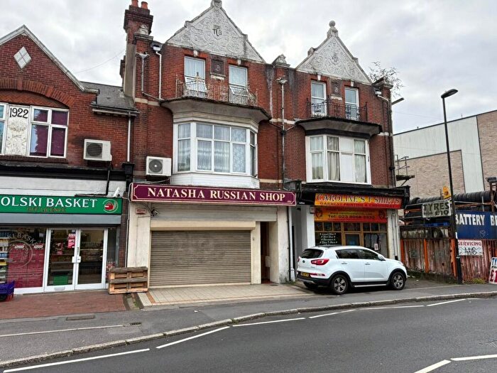 1 Bedroom Flat To Rent In Portswood Road, Southampton, Hampshire, SO17