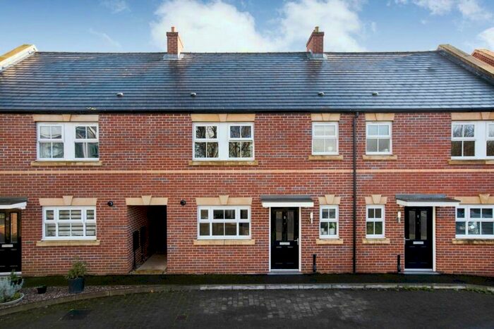 3 Bedroom Terraced House To Rent In Exeter, Devon, EX2