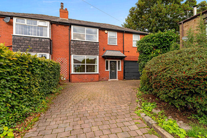 4 Bedroom Semi-Detached House To Rent In Andrew Lane, Eagley, Bolton, Greater Manchester, ., BL1