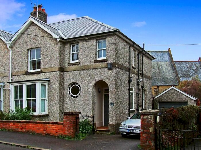 3 Bedroom Semi-Detached House To Rent In Kenwyn Road, Bridport, Dorset, DT6