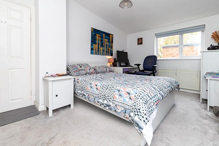 2 Bedroom Detached House For Sale In Cloverfield, Welwyn Garden City, Hertfordshire, AL7