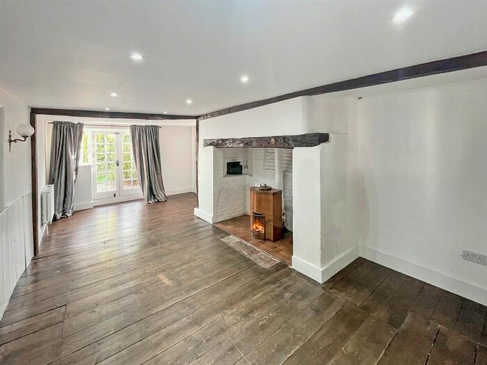 3 Bedroom Property To Rent In Church End, Redbourn, St. Albans, AL3