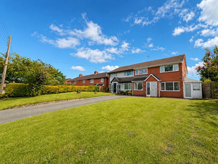 4 Bedroom Property To Rent In Ashbrook Lane, Rugeley, WS15