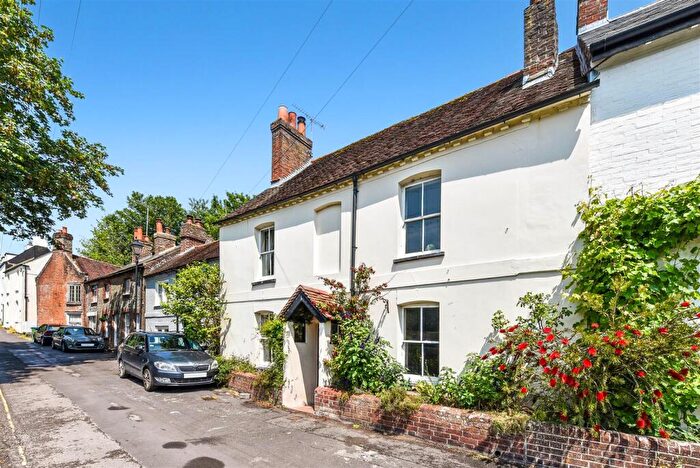3 Bedroom End Of Terrace House For Sale In Park Place, Arundel, BN18