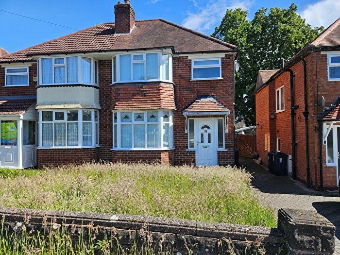 3 Bedroom Semi-Detached House For Sale In Chadwick Avenue, Rednal, B45