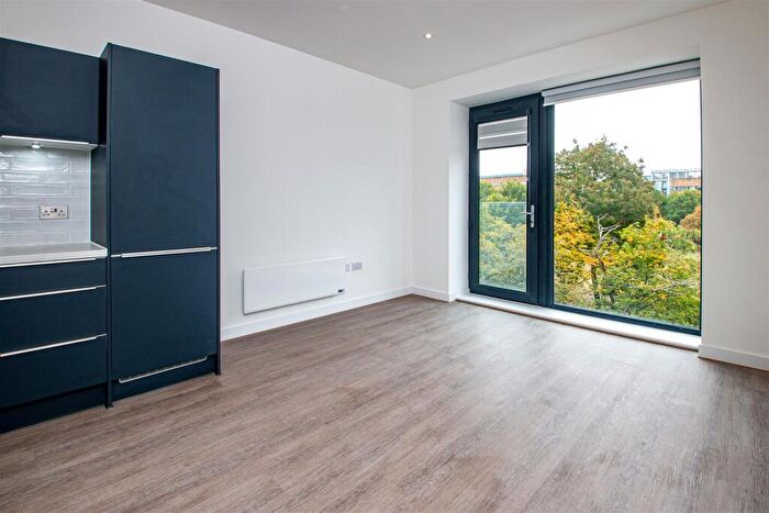 1 Bedroom Apartment To Rent In Buckingham Court, Milton Keynes, MK9