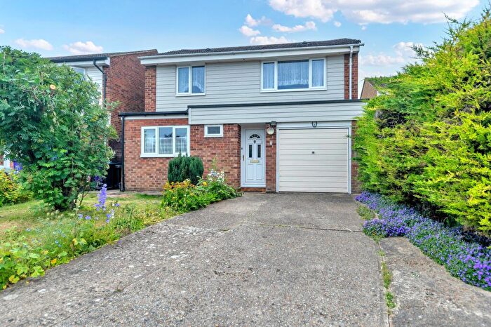 4 Bedroom Detached House For Sale In Housman Avenue, Royston, SG8