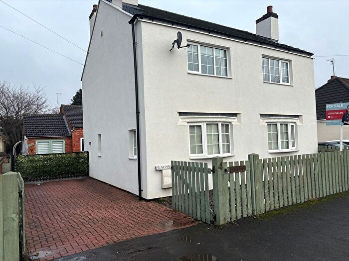 3 Bedroom Detached House For Sale In Sandtoft Road, Doncaster, DN9