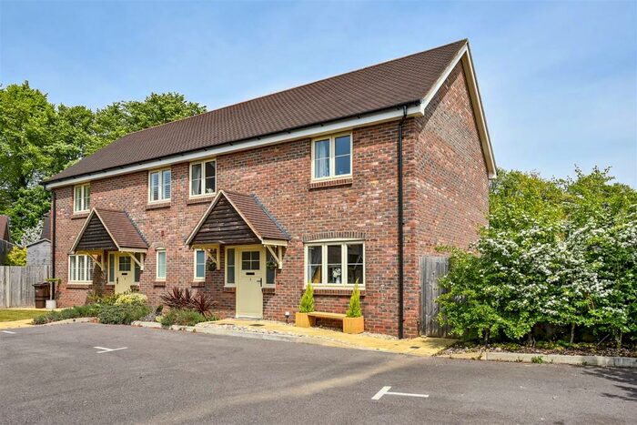 3 Bedroom Semi-Detached House For Sale In Fine Acres Rise, Over Wallop, Stockbridge, SO20