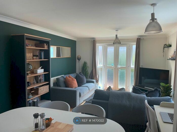 2 Bedroom Flat To Rent In Cecil Manning Close, Perivale, UB6