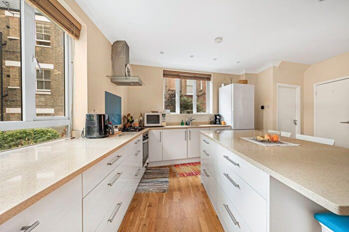 3 Bedroom Property To Rent In Hamlet Gardens, Ravenscourt Park, W6