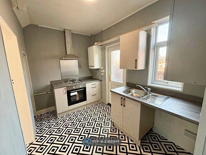 2 Bedroom Terraced House To Rent In George Street, Gosforth, Newcastle Upon Tyne, NE3