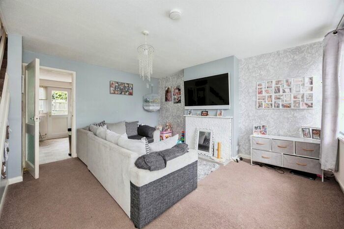 3 Bedroom Terraced House For Sale In Bramshaw Road, Canterbury, CT2