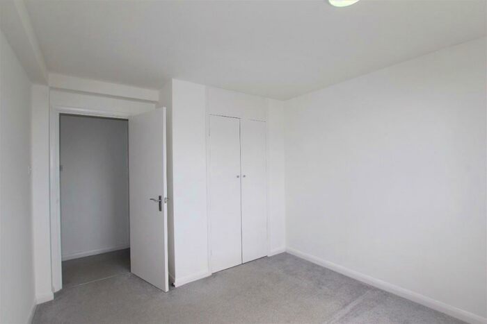 1 Bedroom Flat To Rent In Tavistock Road, Croydon, London, CR0