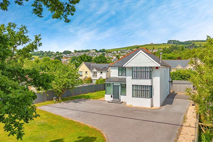 4 Bedroom Detached House For Sale In Newton Road, Bishopsteignton, Teignmouth, Devon, TQ14