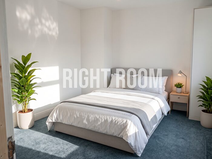 4 Bedroom Semi-Detached House To Rent In Four Bedroom House, Tudor Road, UB3