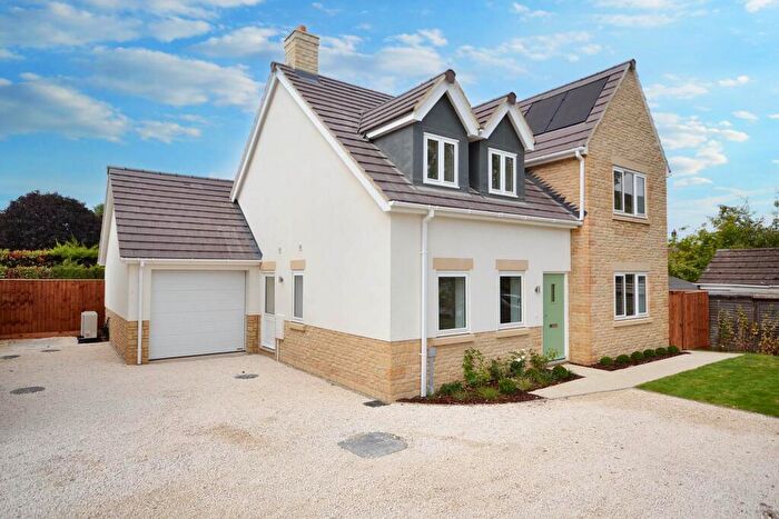 4 Bedroom Detached House For Sale In The Dell, Bredon, Tewkesbury, Gloucestershire, GL20
