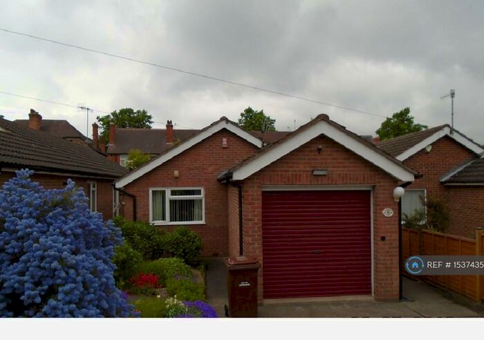2 Bedroom Bungalow To Rent In Aubrey Road, Nottingham, NG5