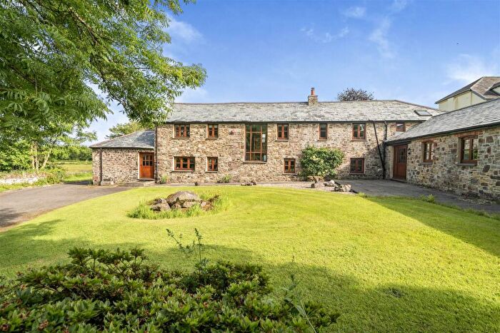 5 Bedroom Detached House For Sale In Launceston - Holiday Complex Potential, PL15