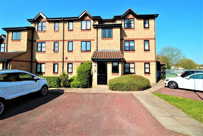 1 Bedroom Apartment To Rent In Flat, Crystal Court, Ferro Road, Rainham, RM13