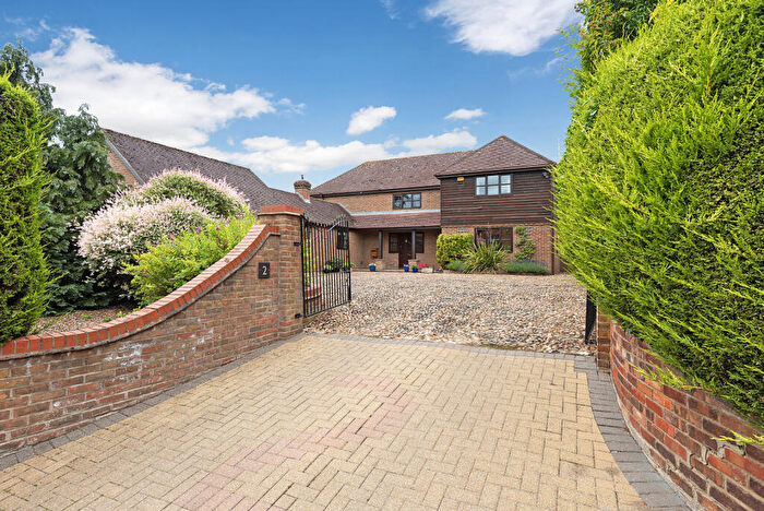 5 Bedroom Detached House For Sale In Station Road, Tilbrook, Huntingdon, Cambridgeshire, PE28