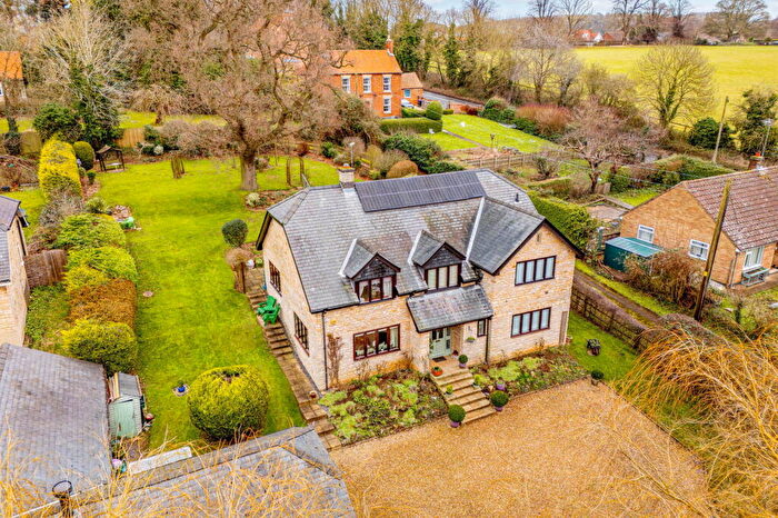 4 Bedroom Detached House For Sale In Washdyke Lane, Fulbeck, Grantham, NG32
