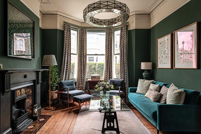 5 Bedroom Terraced House For Sale In Arodene Road, London, SW2